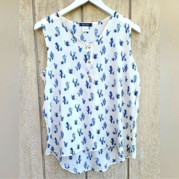 NWOT Sage & Vicky Ivory Textured Tank Semi Sheer Blue Cactus Hi Low -Size Medium - Picture 1 of 6